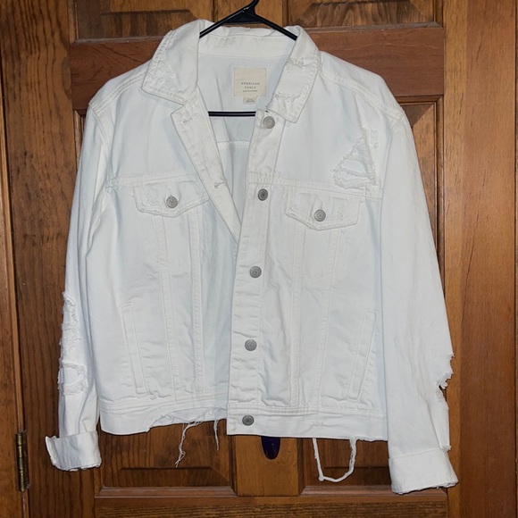 American Eagle Outfitters Jackets & Blazers - White denim jean jack American Eagle